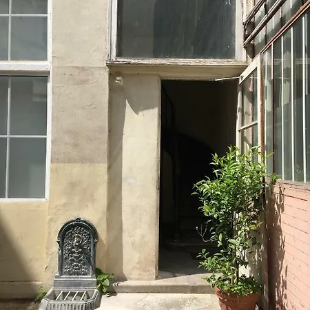 Maisonnette Sur Cour Apartment Paris