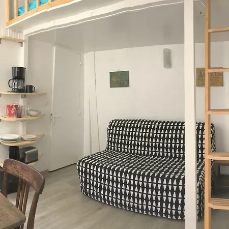 Appartement Maisonnette Sur Cour *